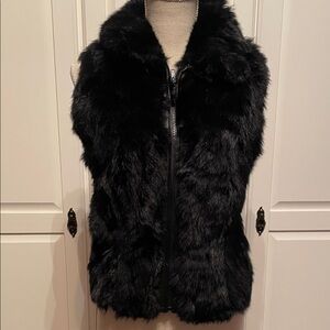 Women’s Elegant Real Black Rabbit Fur Vest Leather trim Large